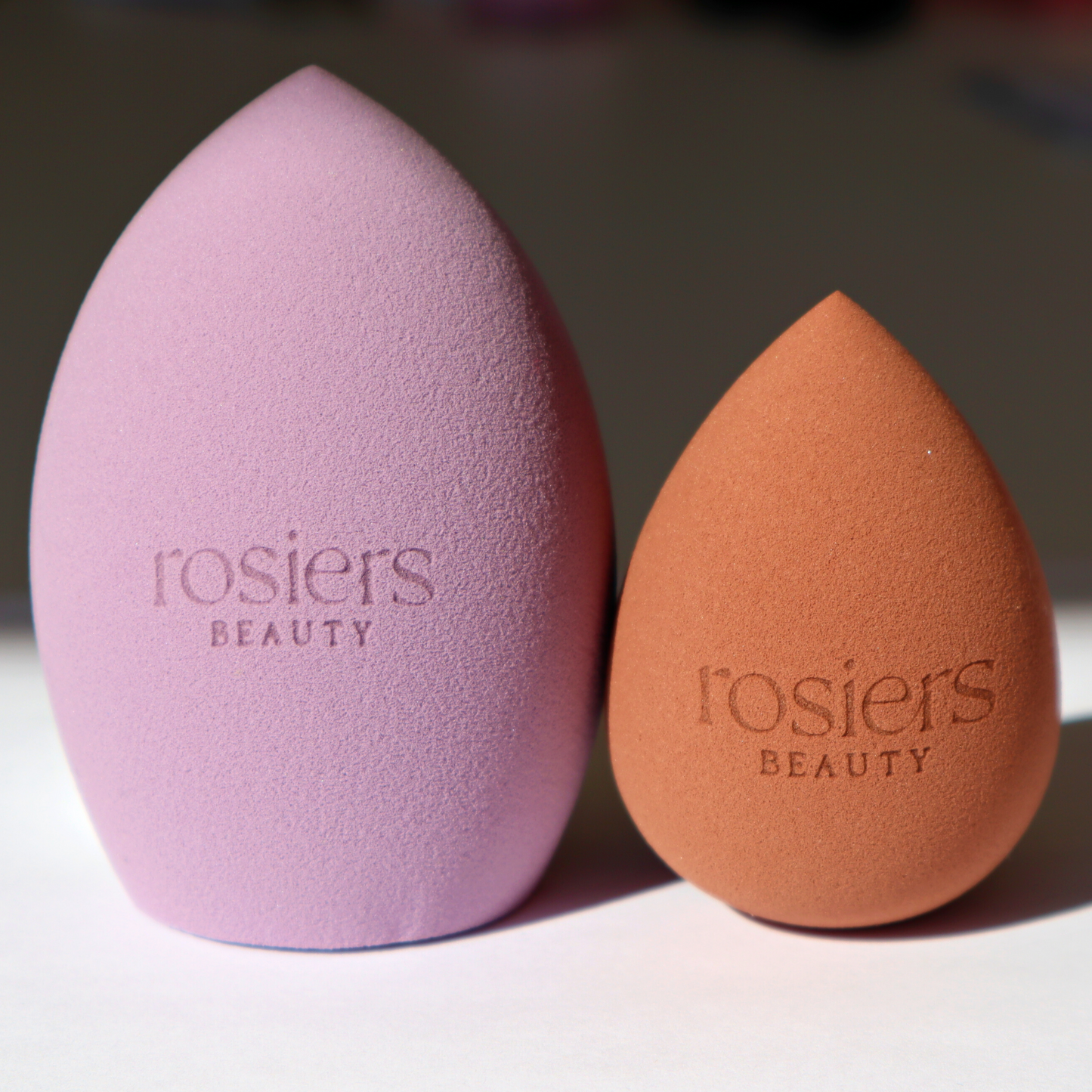 ROSÉ          - Beauty Sponge - Rosiers Beauty